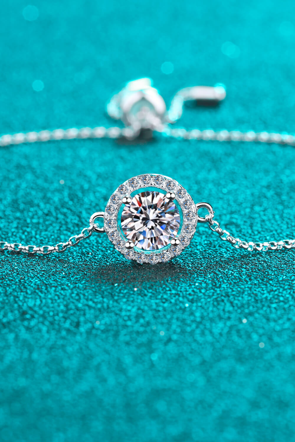 Women's Sparkling Moissanite Bracelet