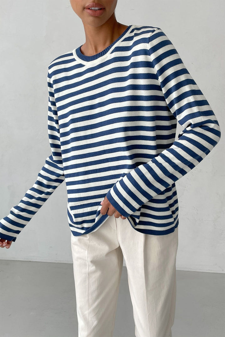 Women's Cozy Striped Sweater with Round Neck and Long Sleeves