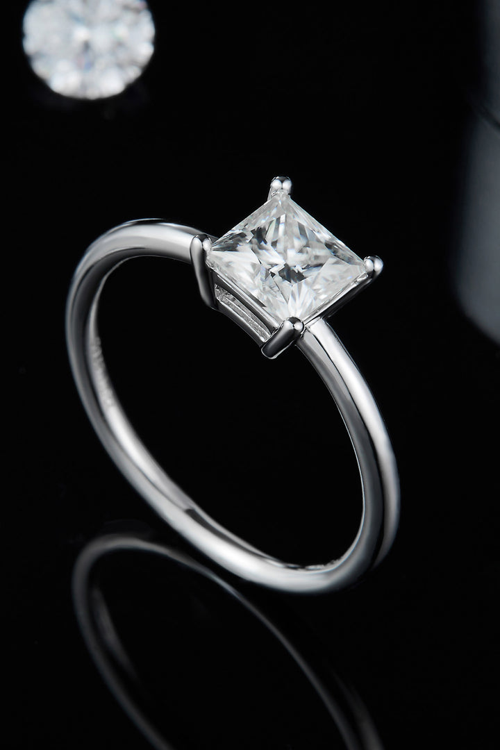 Women's Solitaire Rings with 1 Carat Moissanite in Sterling Silver