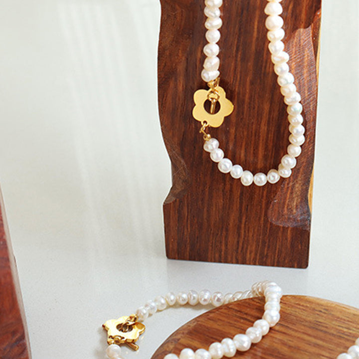 Women's Pearl Flower Bracelet