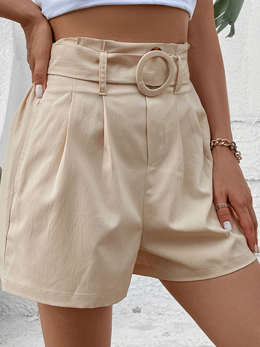 Women's Pocketed Belted Shorts