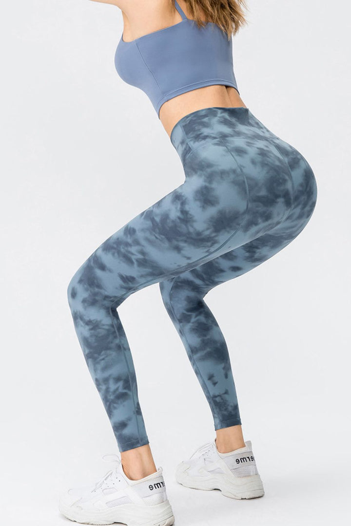 "Women's Leggings with Wide Waistband for Slim Fit and Long-Length Sports Wear"