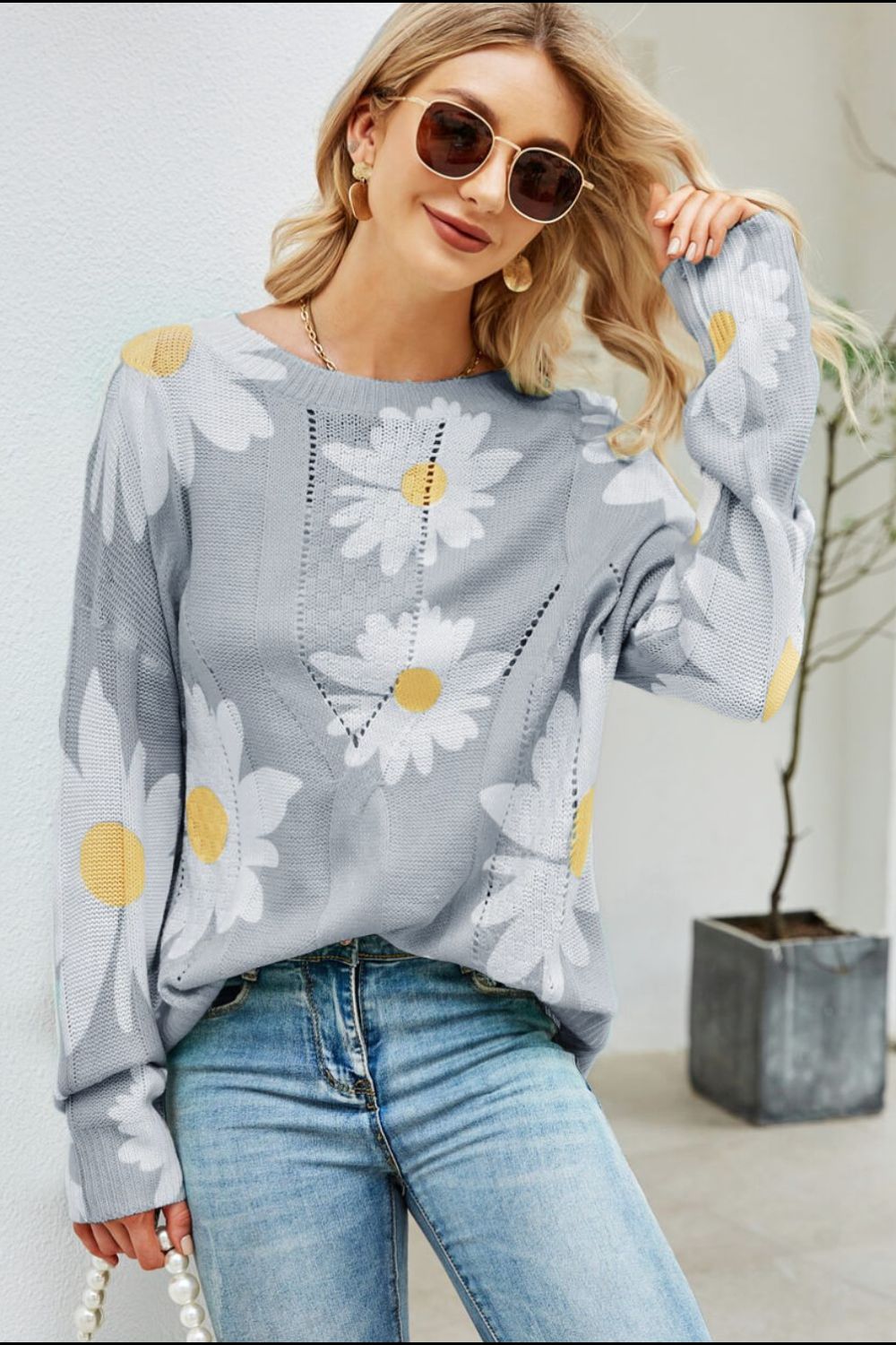 Women's Openwork Floral Daisy Print Round Neck Sweater