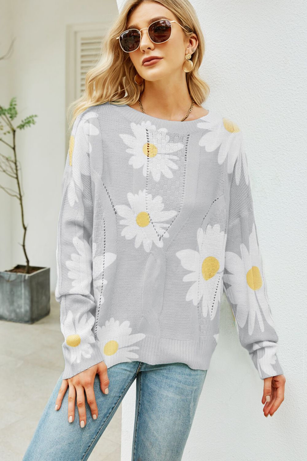 Women's Openwork Floral Daisy Print Round Neck Sweater