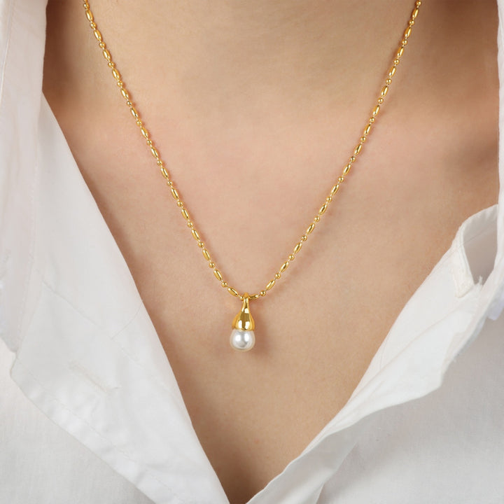 Women's Pearl Pendant Necklace