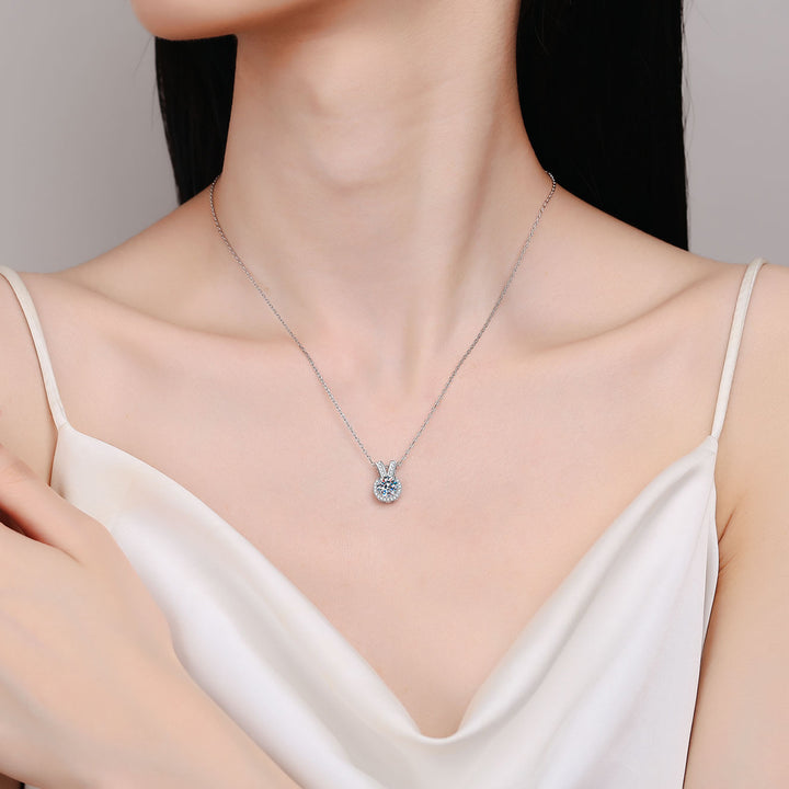 Women's Rabbit Ears Shape 1 Carat Moissanite Pendant Necklace