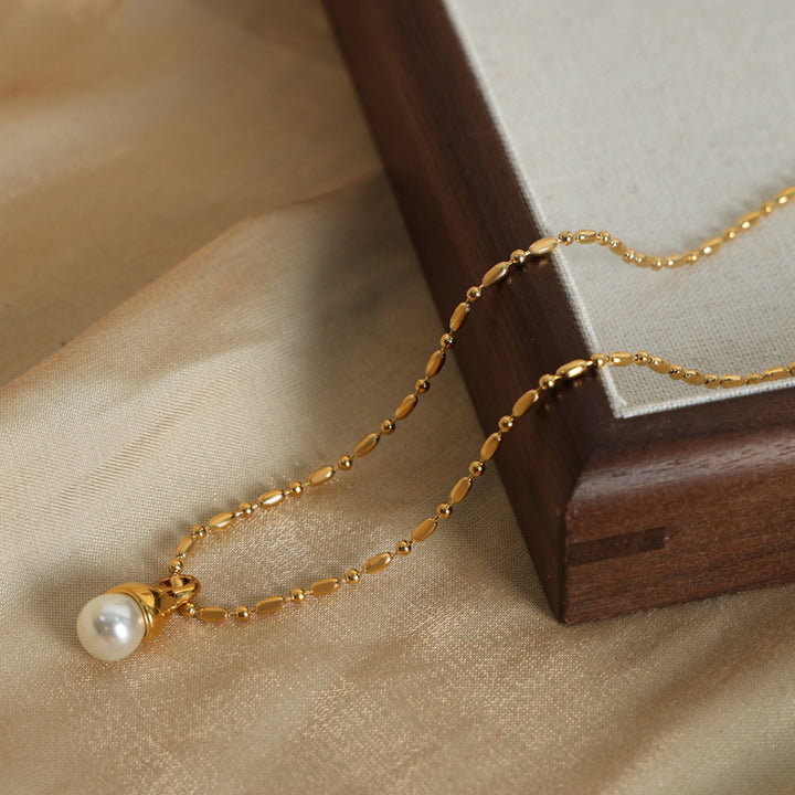 Women's Pearl Pendant Necklace