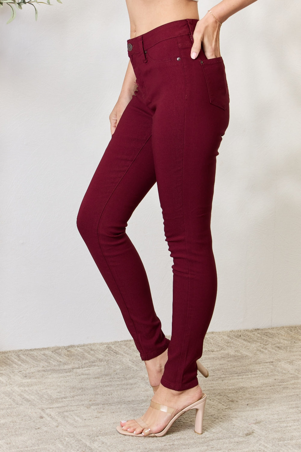 Women's Hyperstretch Mid-Rise Skinny Jeans