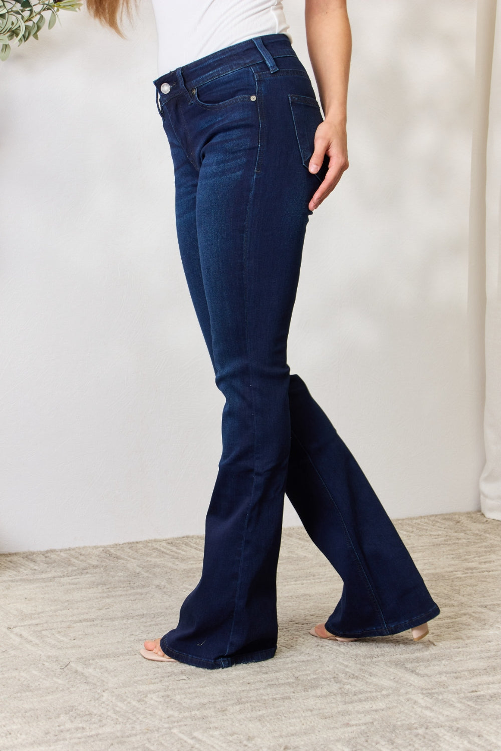 Women's Flare Jeans with Full Size Mid Rise