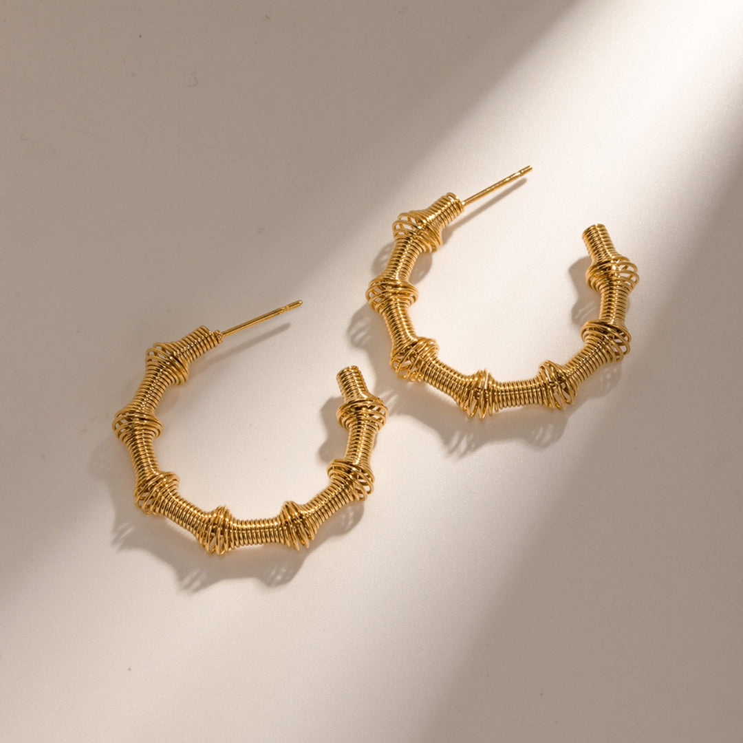 "Women's Elegant 18K Gold-Plated C-Hoop Earrings"