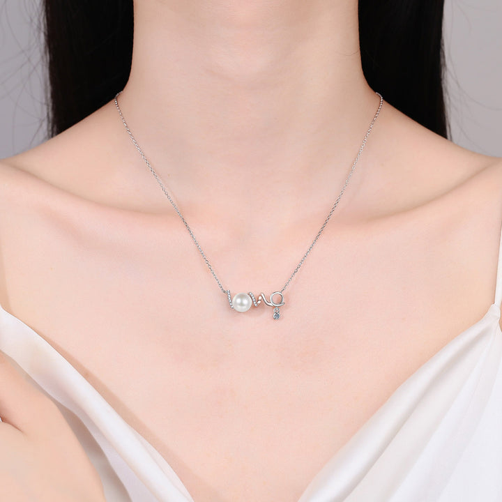 Women's Elegant Natural Pearl Moissanite Necklace