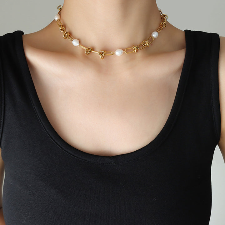 Women's Pearl Strand Necklace