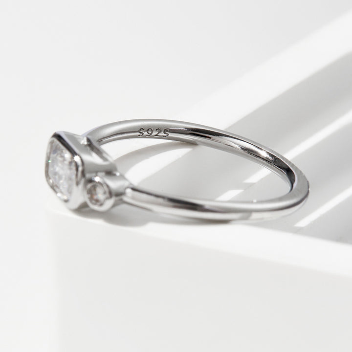 Women's Geometric Zircon Rings in Sterling Silver