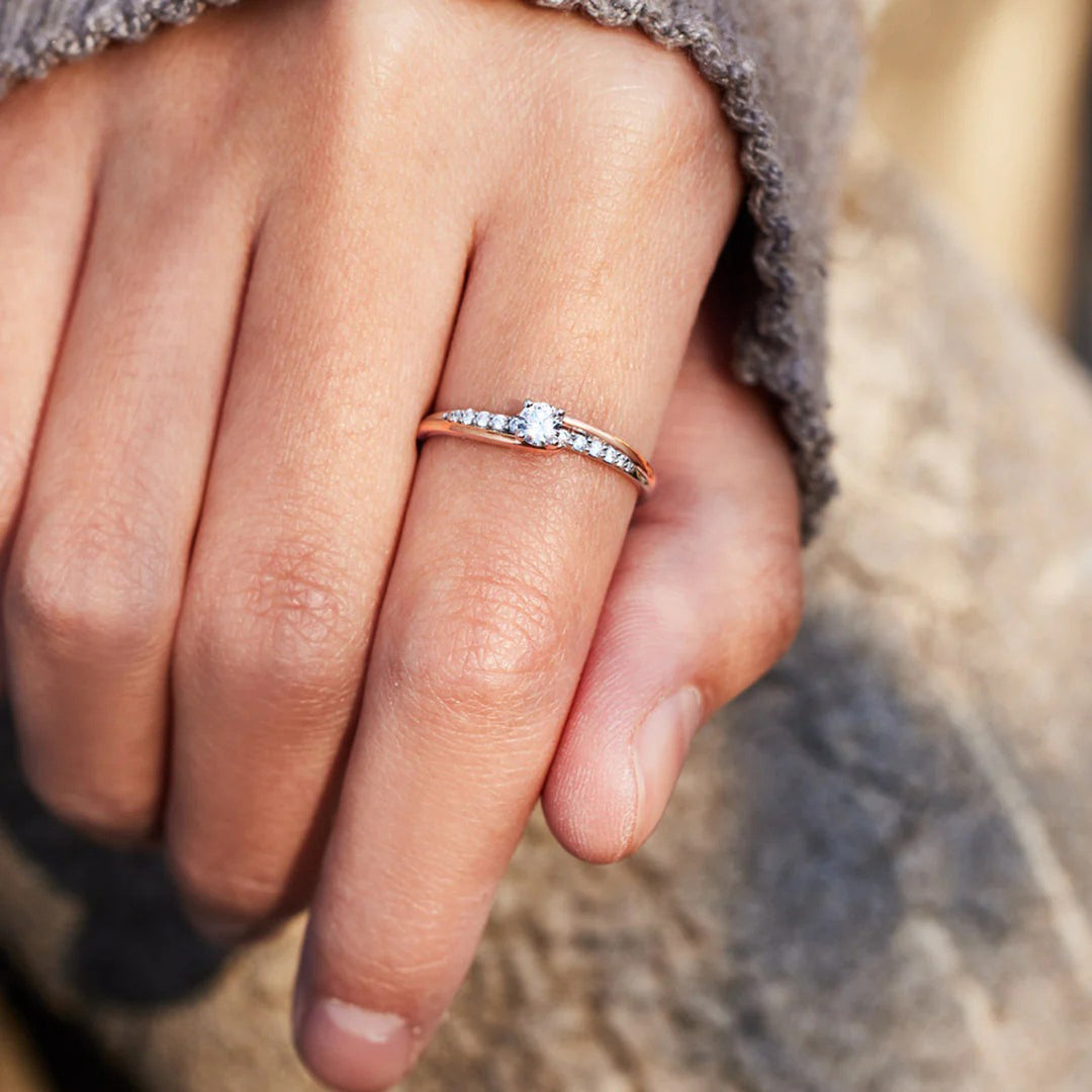 Women's Zircon Inlaid Bicolor Rose Gold Rings