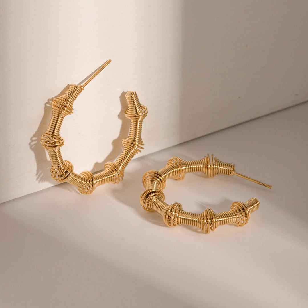 "Women's Elegant 18K Gold-Plated C-Hoop Earrings"