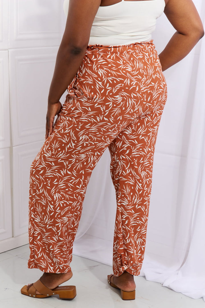 Women's Geometric Printed Pants in Red Orange