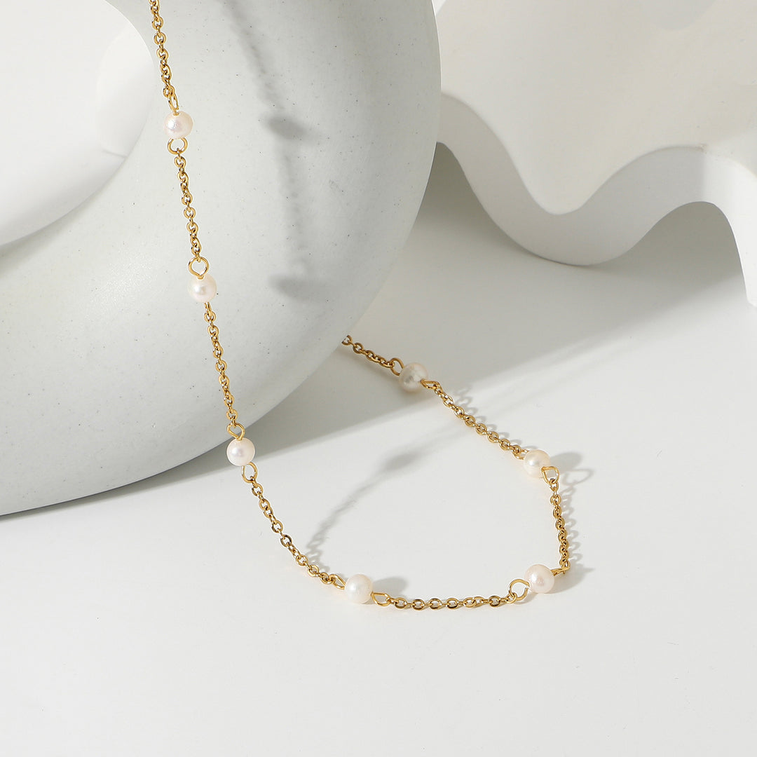 Women's Pearl Necklace with 18K Gold-Plated Detail