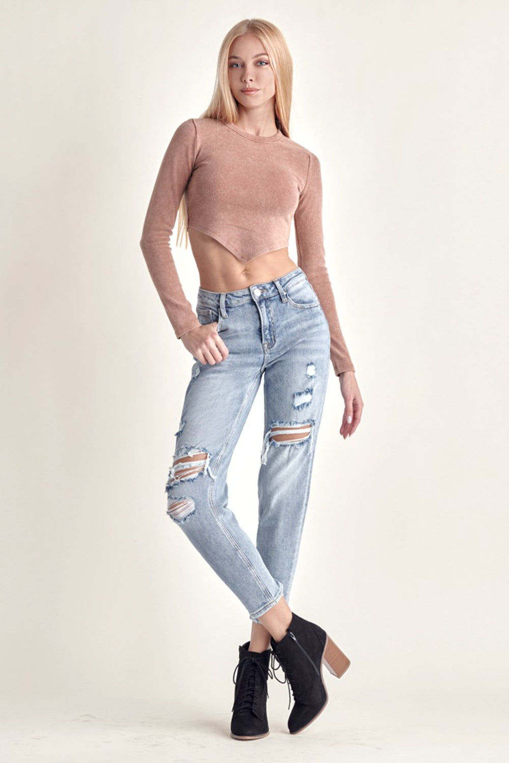 Women's Distressed Slim Cropped Jeans