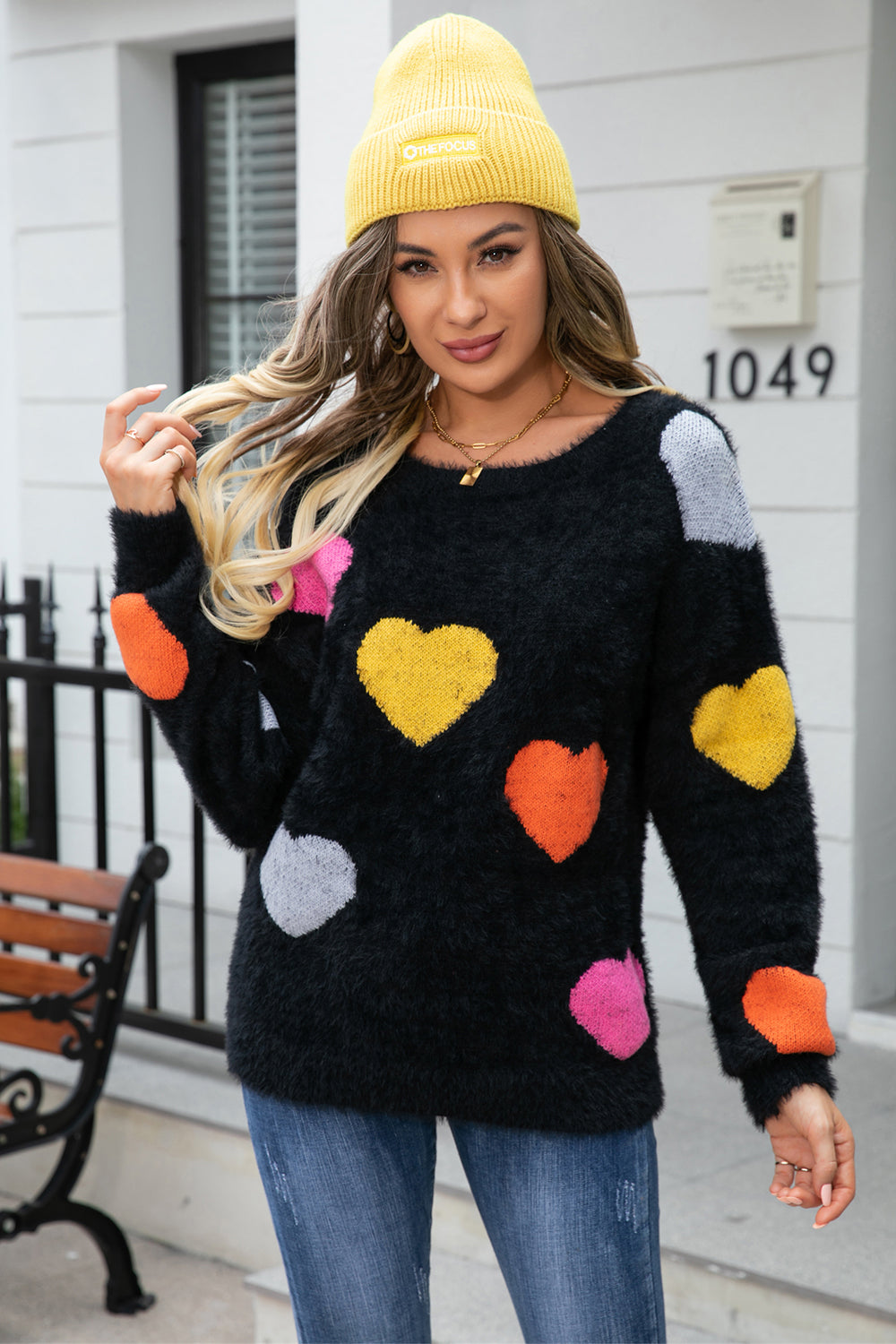 Women's Cozy Heart Pattern Sweater