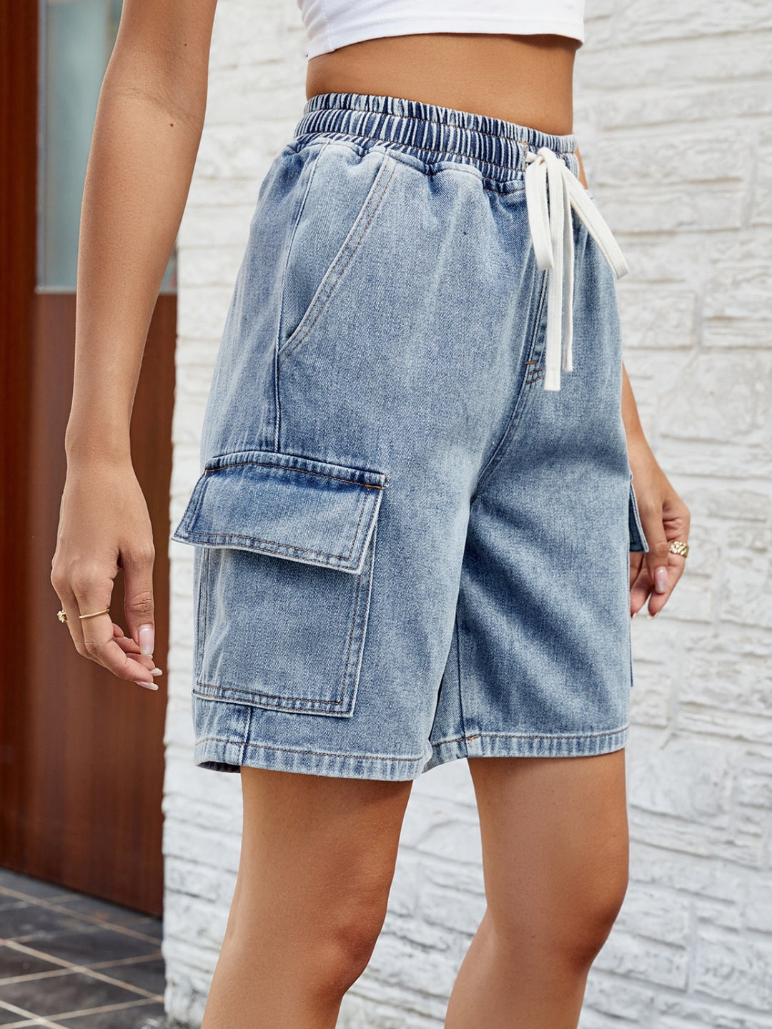 Women's Denim Drawstring Shorts with Pockets