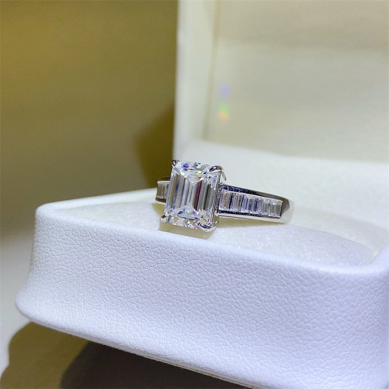 Women's Elegant 3 Carat Moissanite Sterling Silver Rings