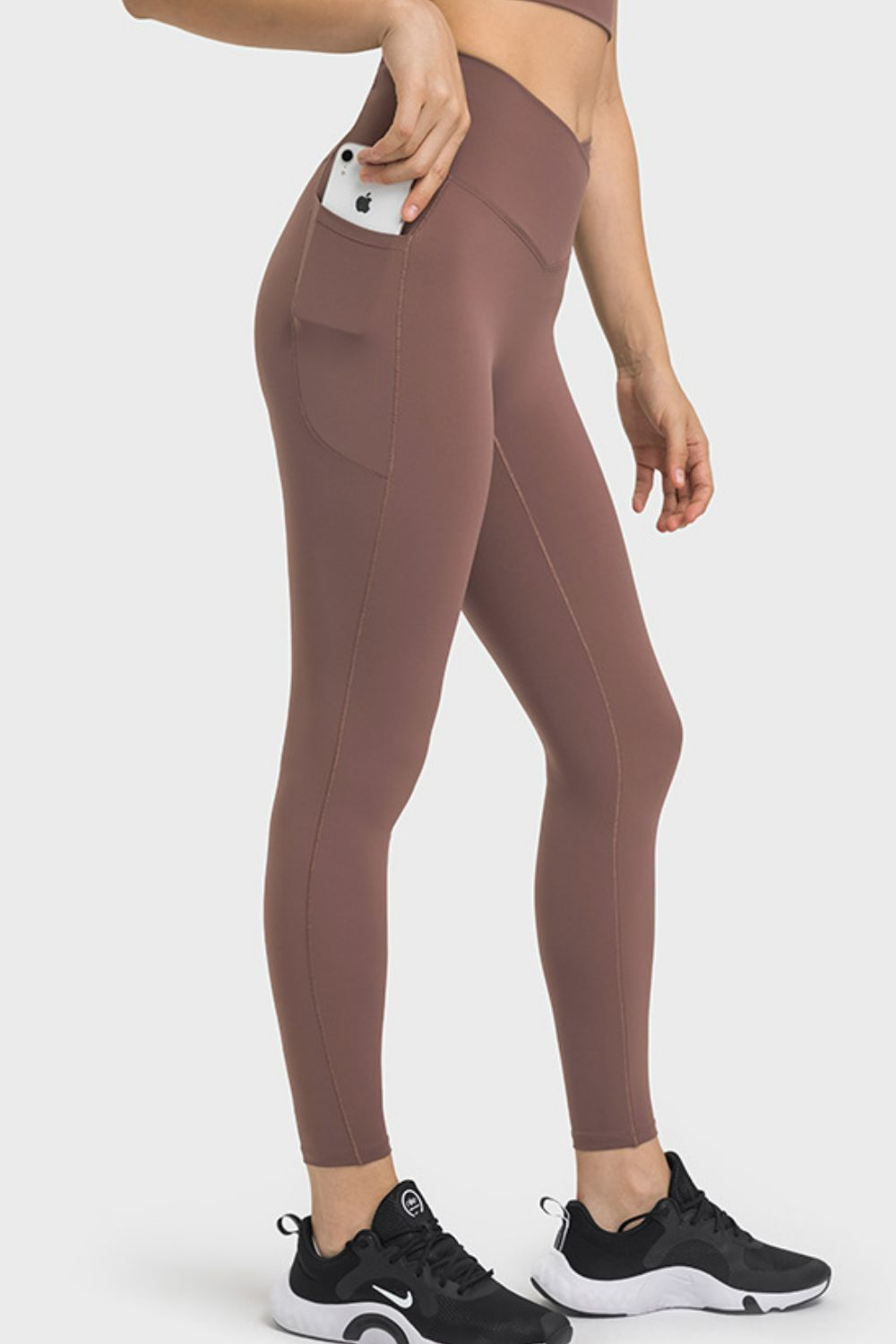 Women's Leggings with V-Waist and Pockets