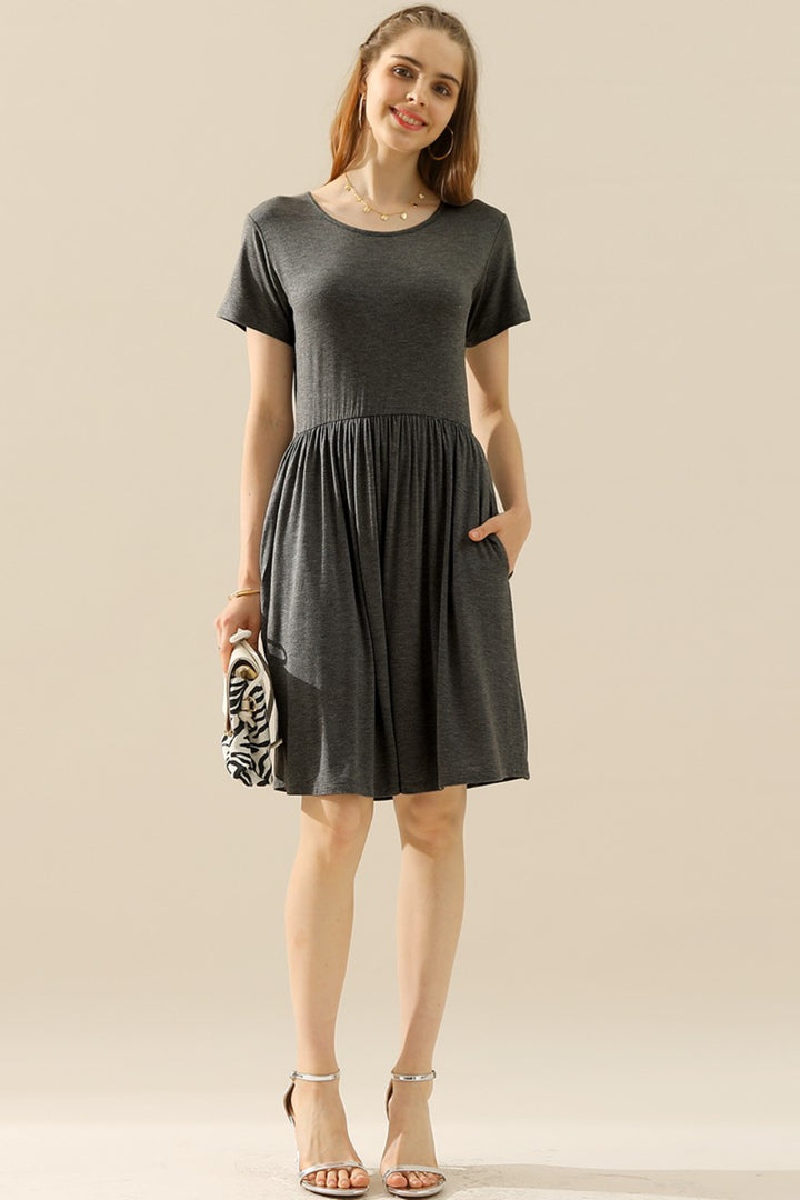 Women's Ruched Round Neck Dress with Pockets