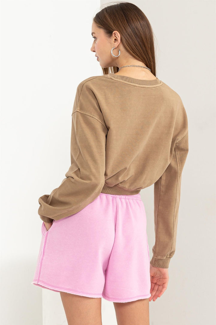 Women's Cozy Round Neck Long Sleeve Cropped Sweatshirt