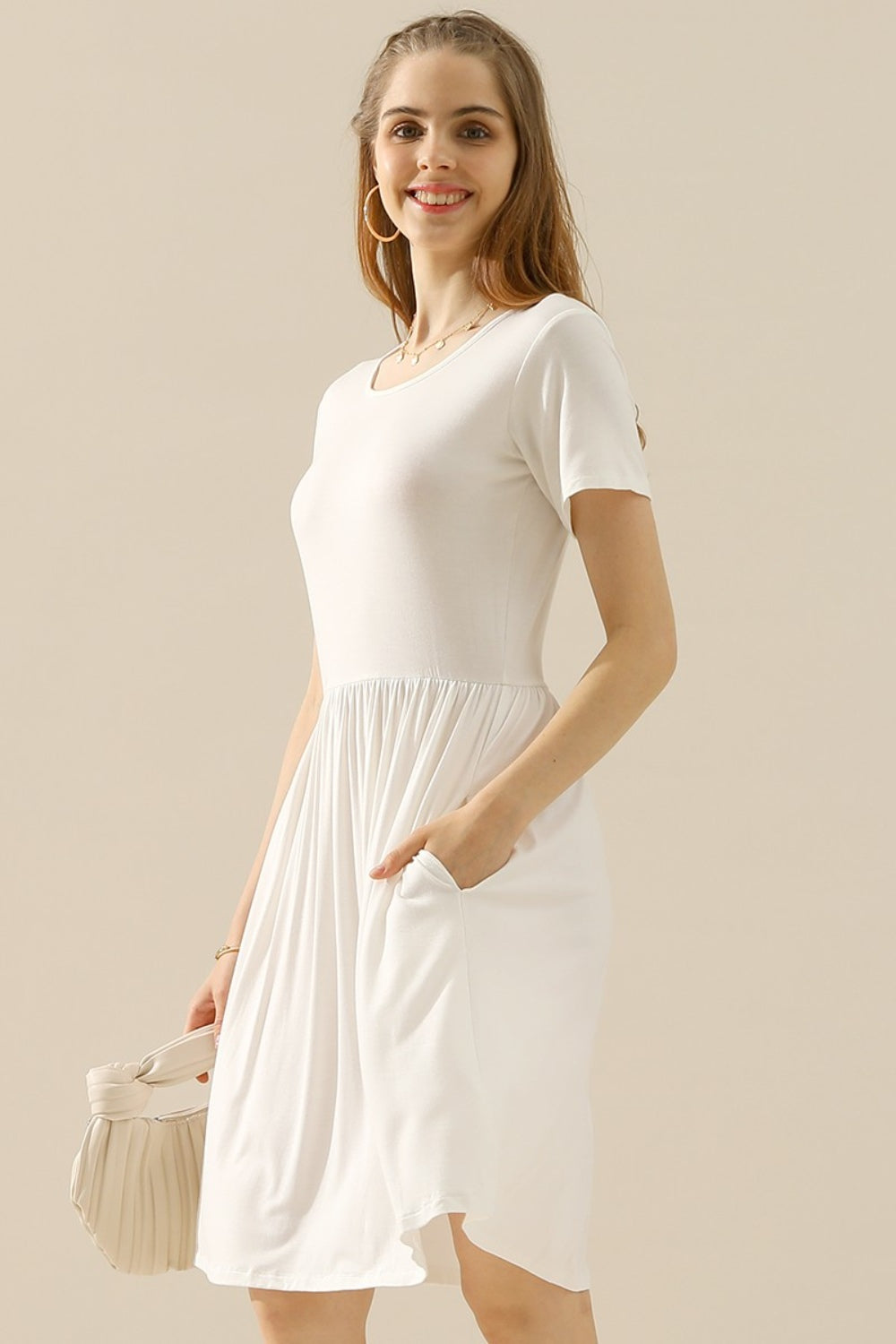 Women's Ruched Round Neck Dress with Pockets