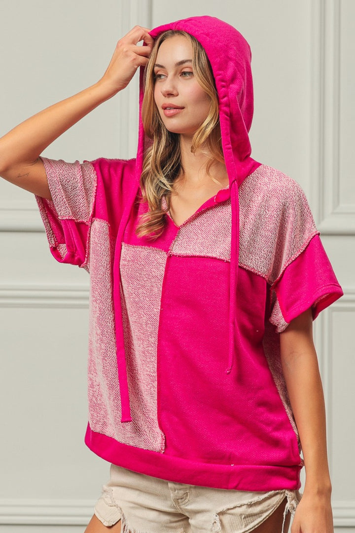 Women's Color Block Exposed Seam Short Sleeve Hooded Top